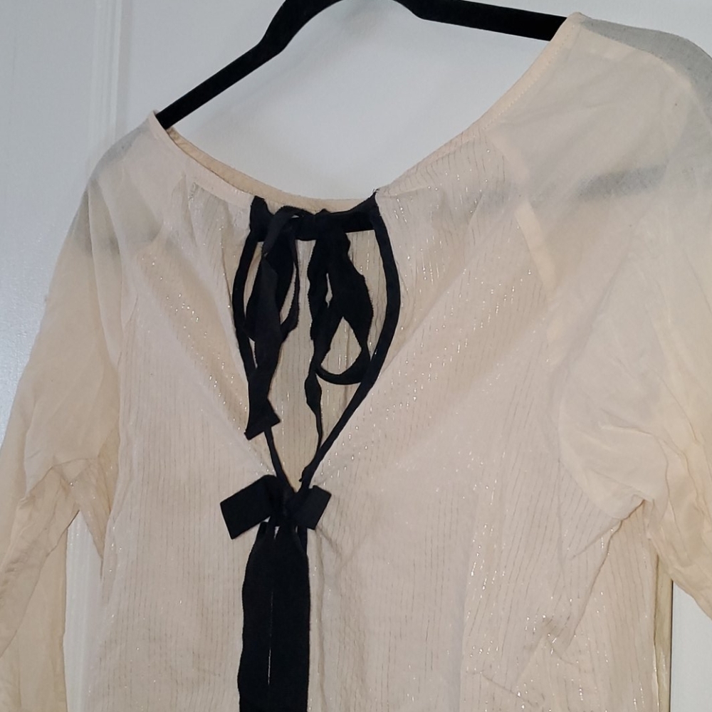 Back Bowtie Blouse detail